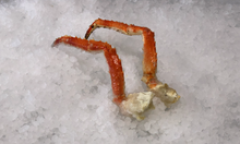 Load image into Gallery viewer, Frozen Red King Crab Legs 1 lb
