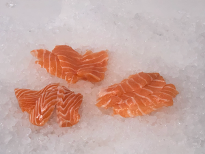 Fresh Salmon Sushi Cut